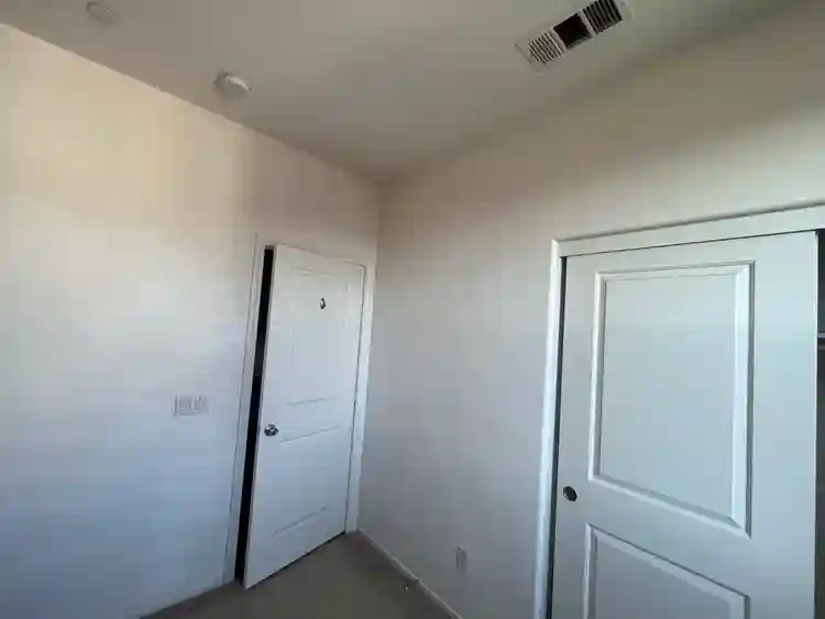 Room for rent $799