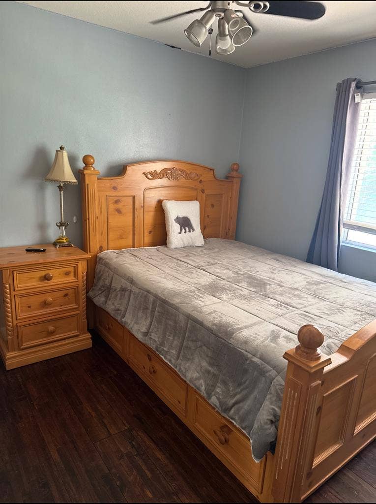 Furnished room. Available
