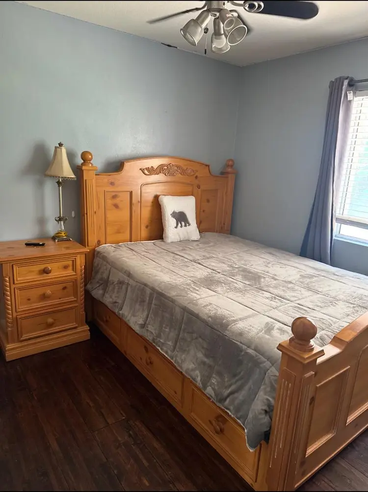 Furnished room. Available