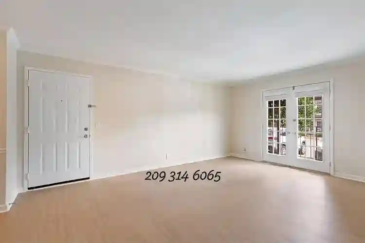 the charming Blythewood