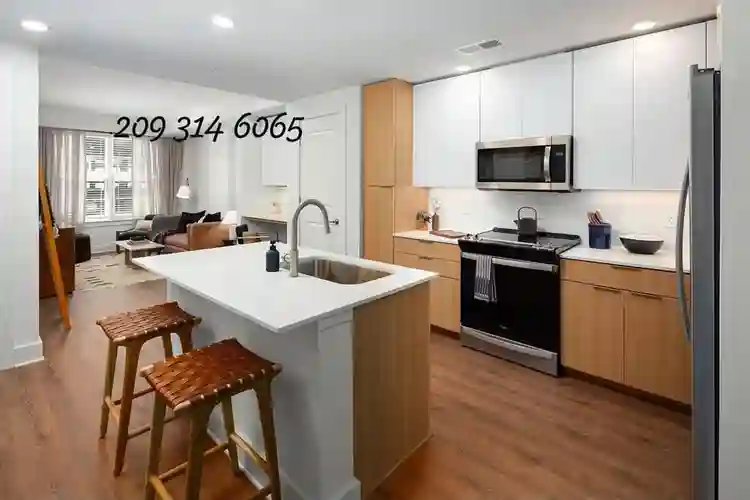 Set in the heart of Manhattan's