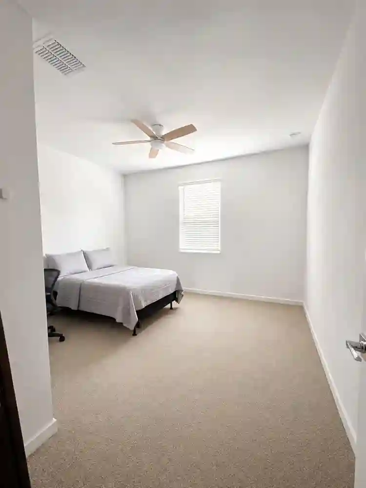 Private room for rent