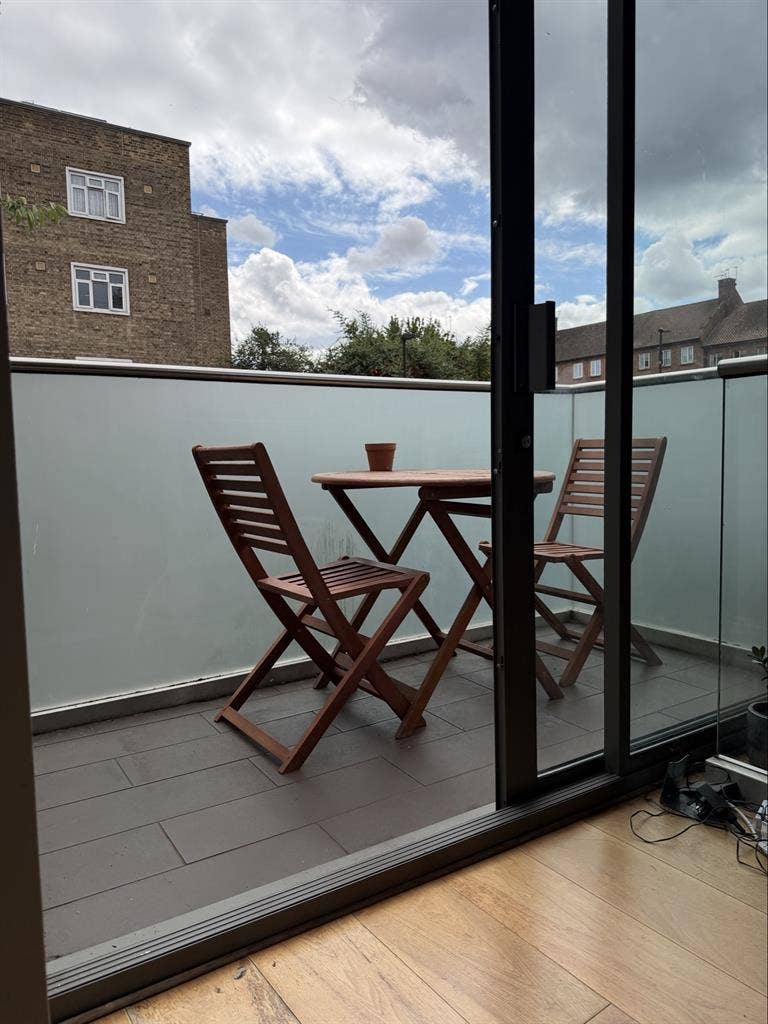 Room Available - Finsbury Park