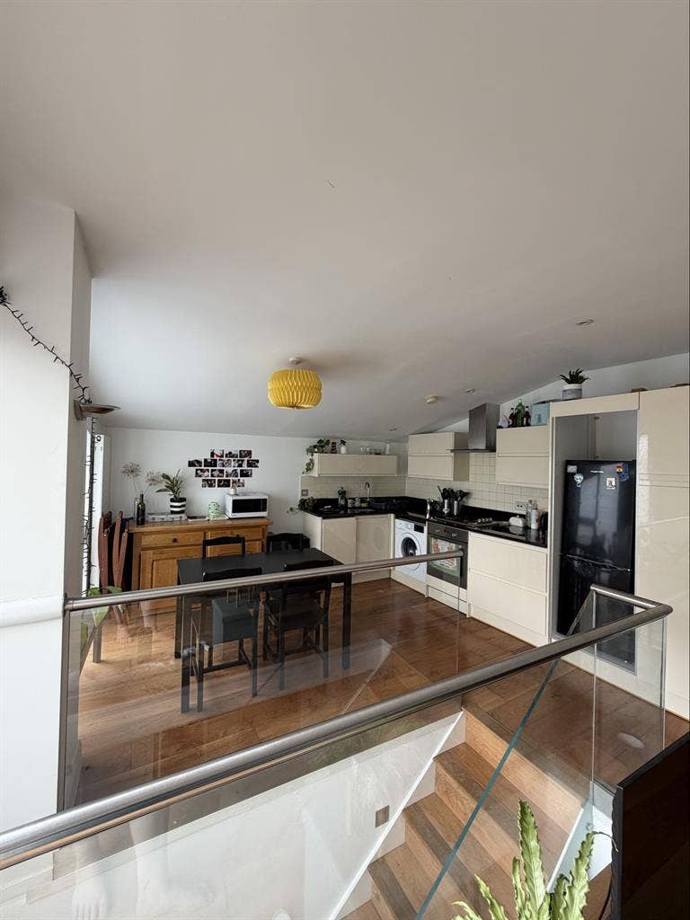 Room Available - Finsbury Park
