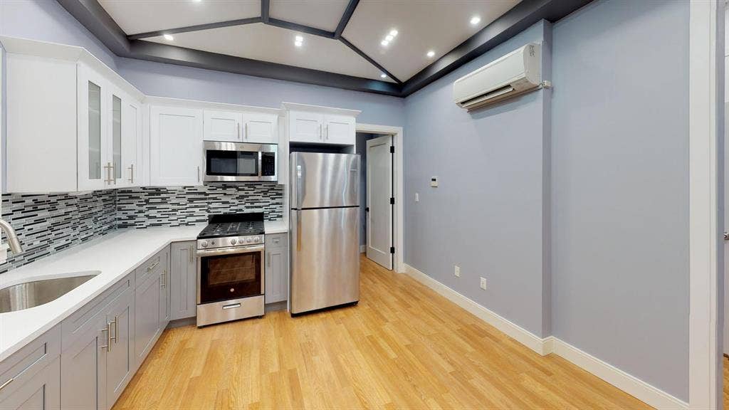 1 BR in Brooklyn