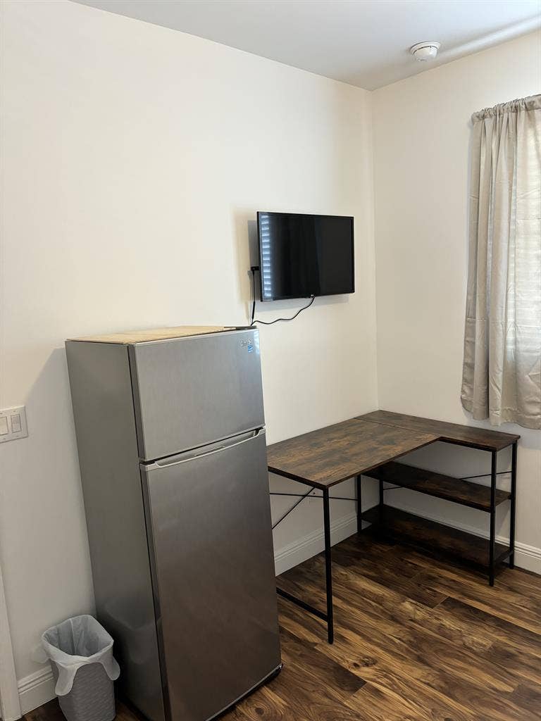 Private Room For Rent