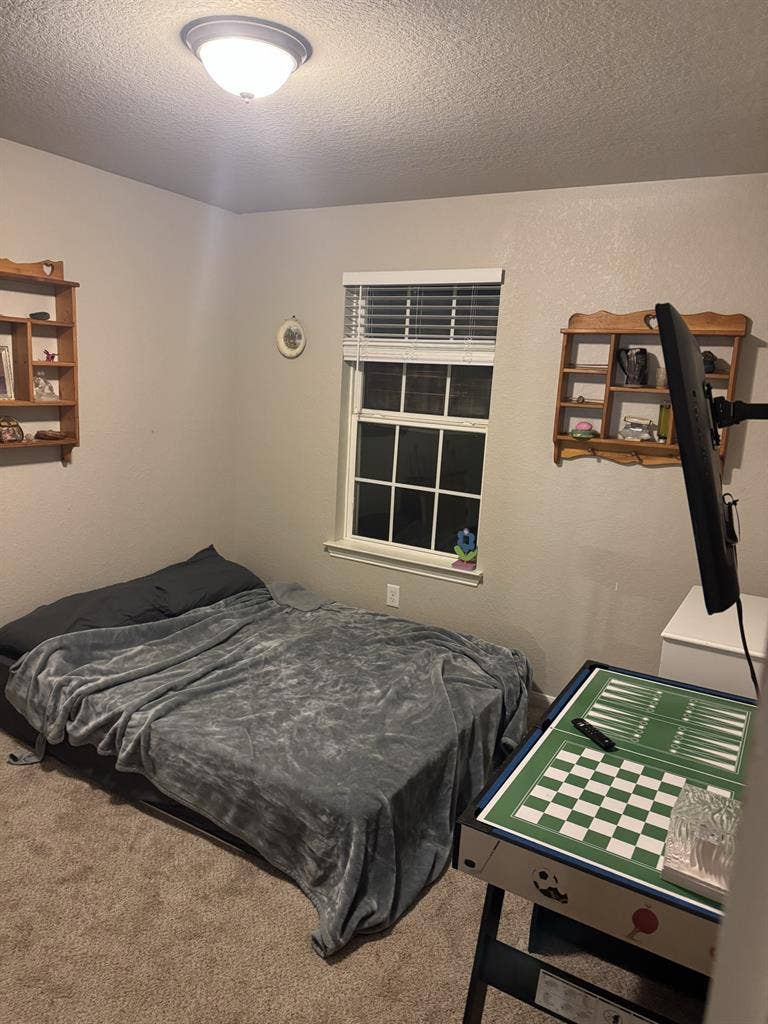 Spacious home. Family vibes.