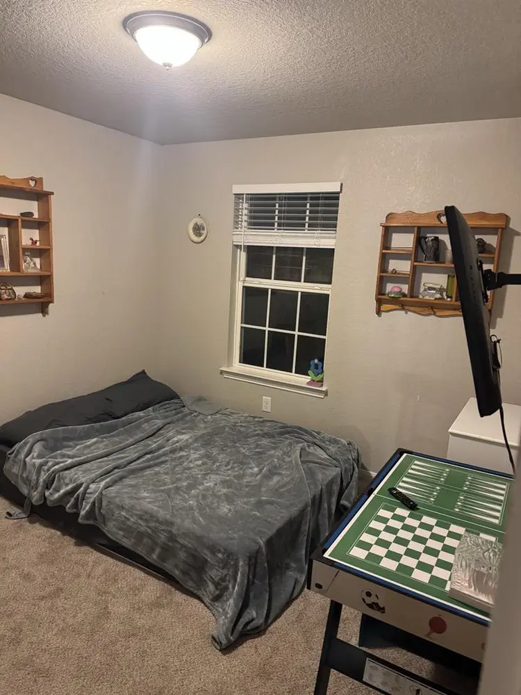 Spacious home. Family vibes.