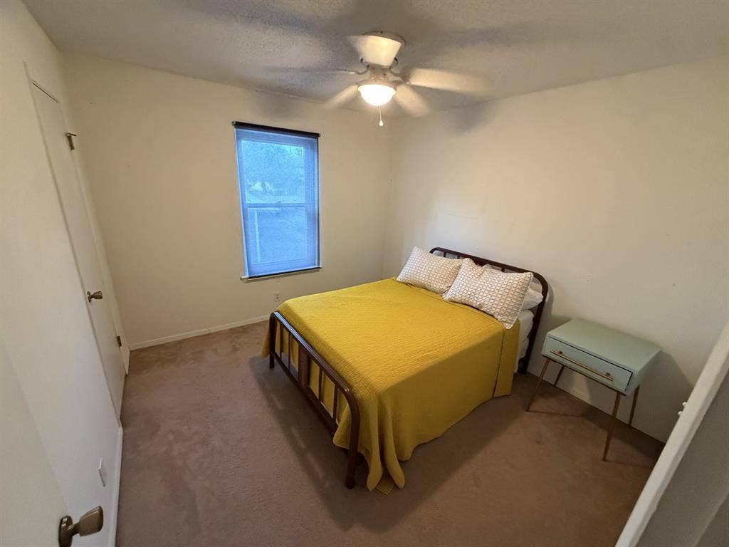 Room for rent near mueller.