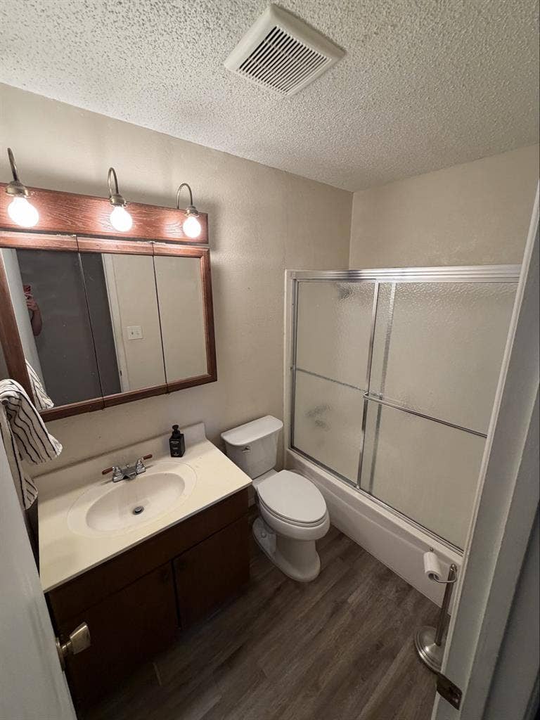 Room for rent near mueller.