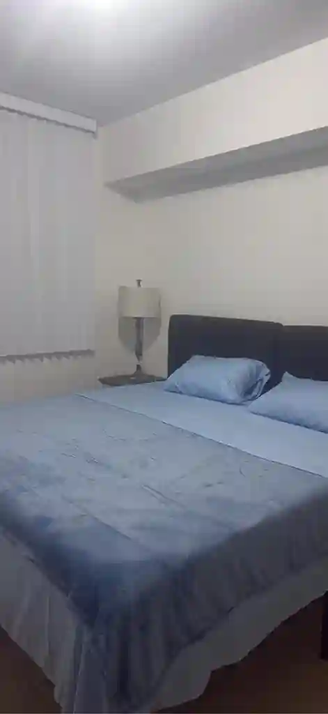 Room for rent in Hallandale