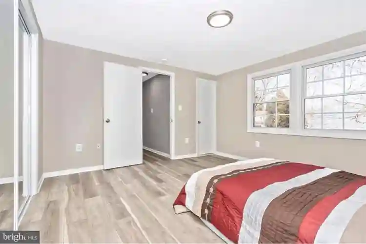 Room available in Spacious home