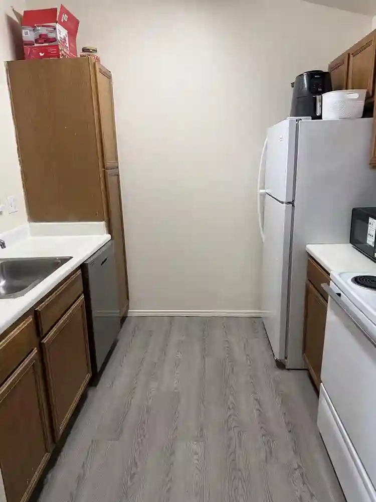 Take over lease. 2 bed 2 bath.
