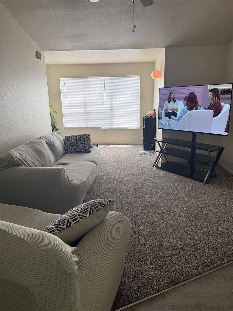 Take over lease. 2 bed 2 bath.