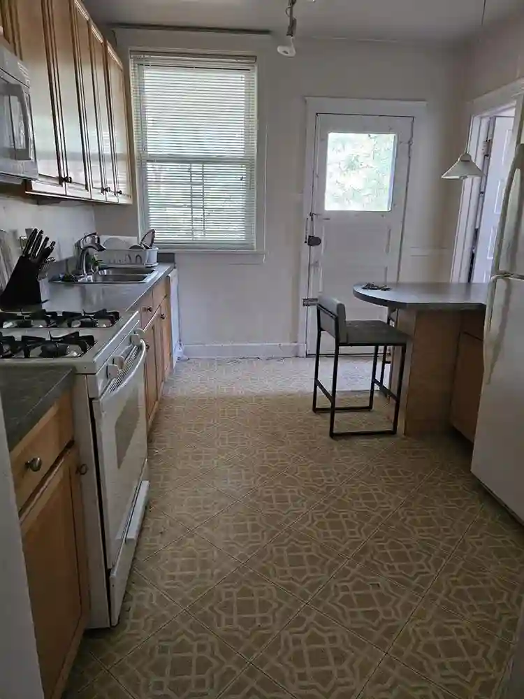Looking for Potential Roommate