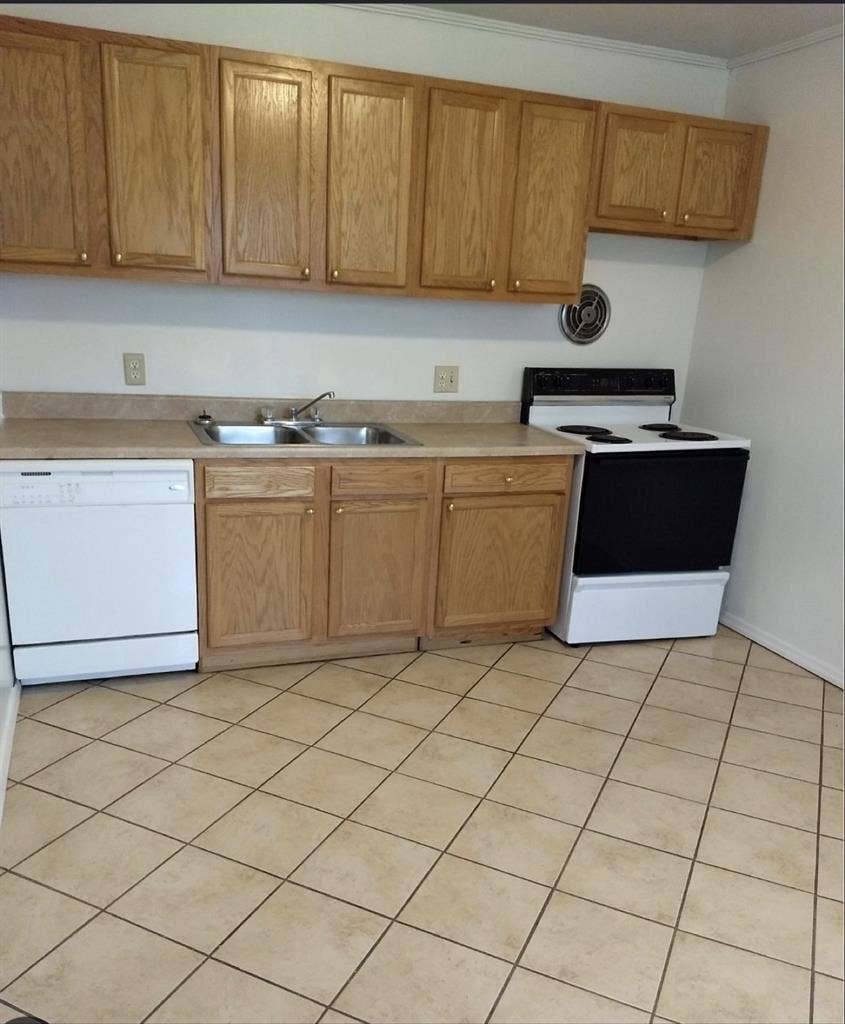 Need a new tenant asap.