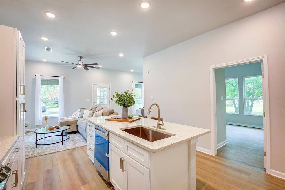3 bed/2 bath for rent