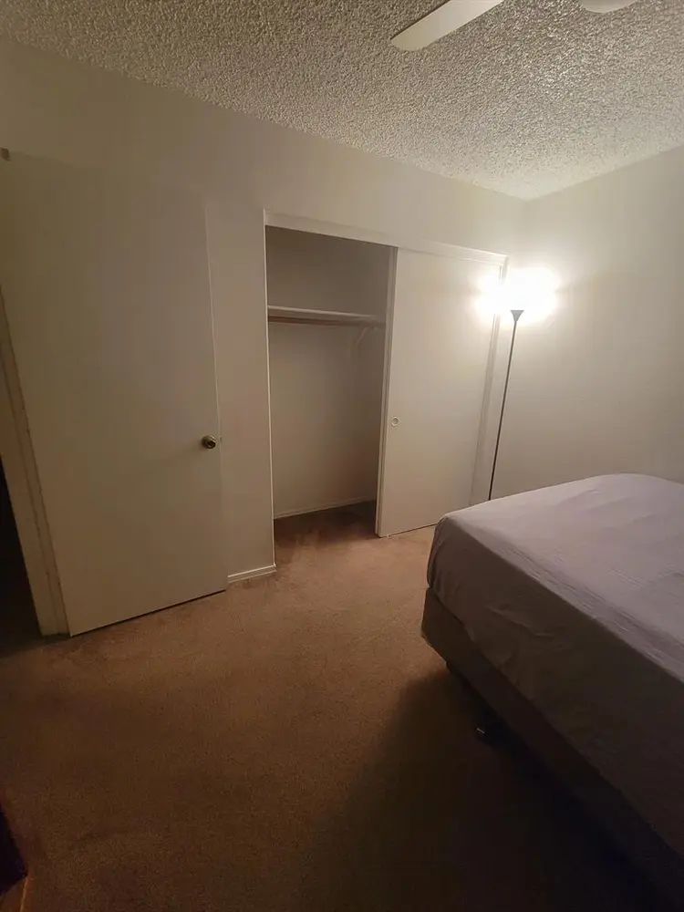 Room for rent real nice house in ni