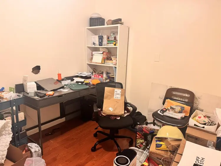 2 rooms w/ Utilities