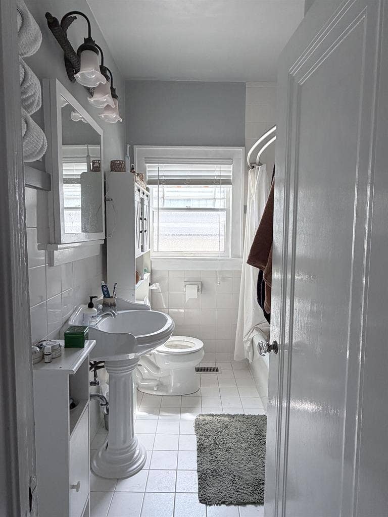 Room in house for rent