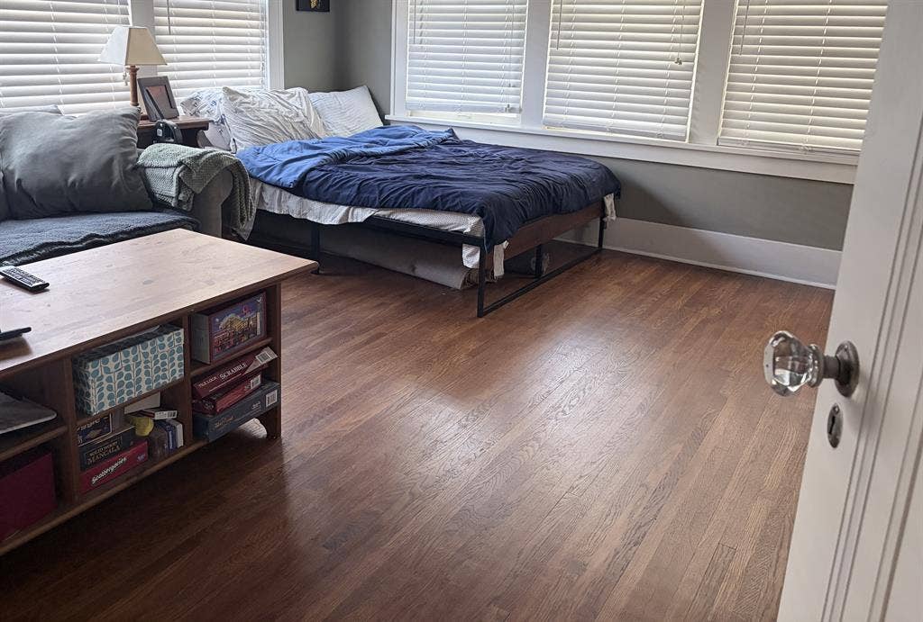 Room in house for rent