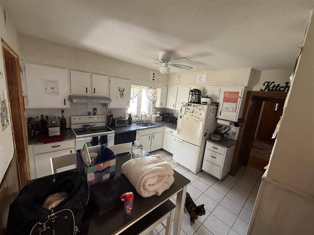 Rooms available in East Hartford