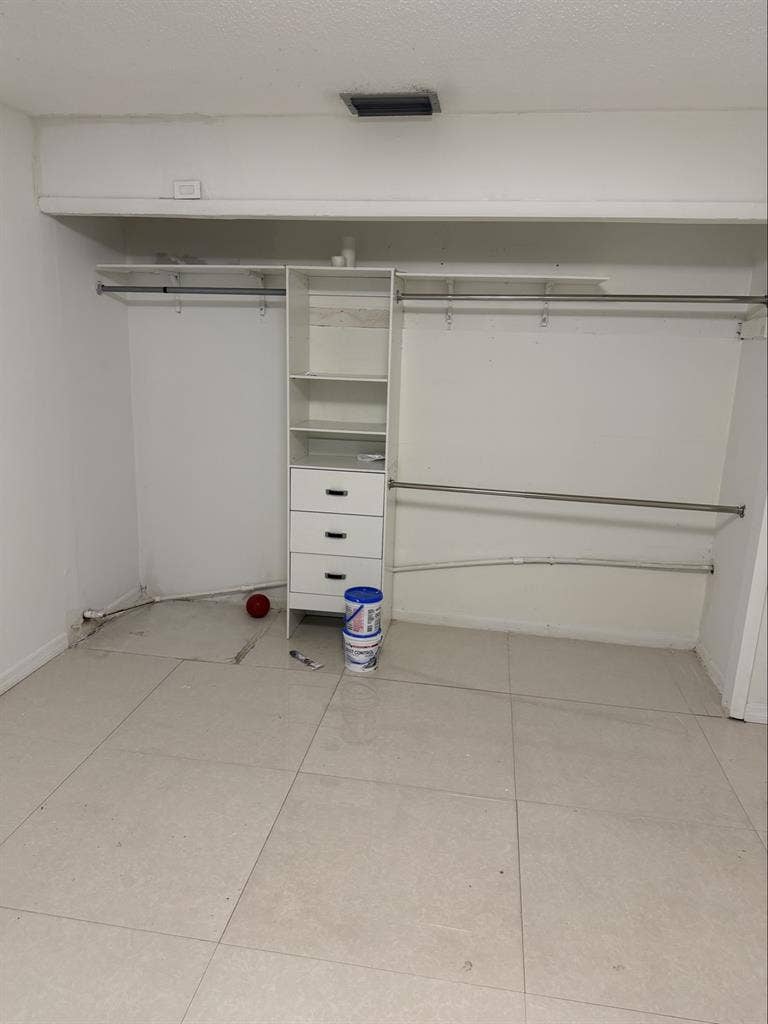 Big room for rent