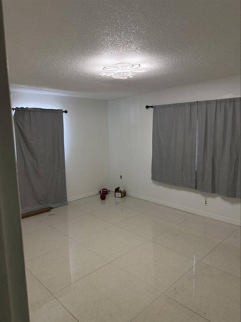 Big room for rent