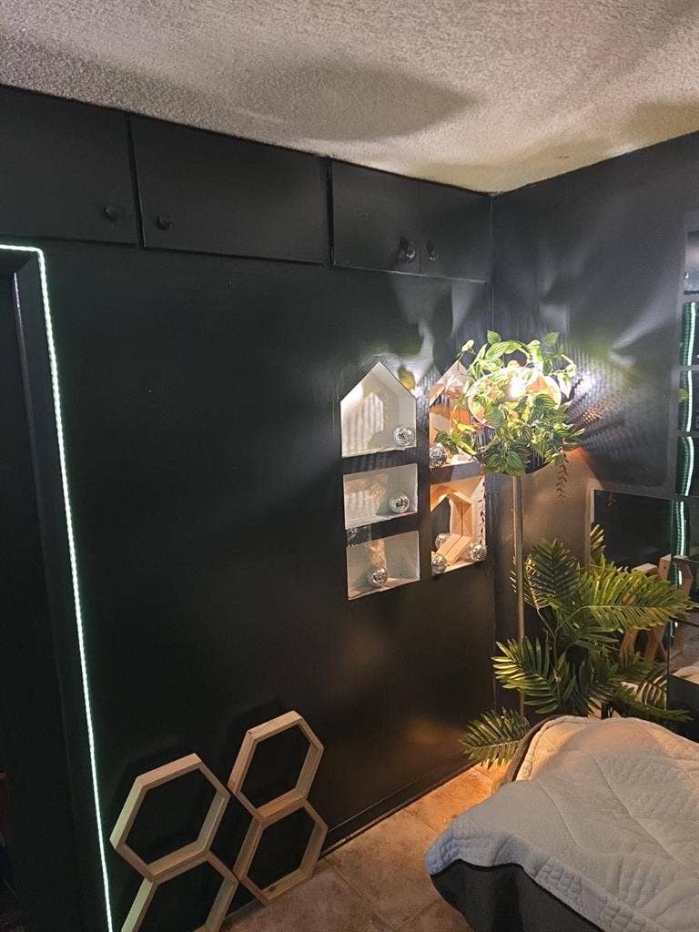 Furnished private room 800 a month