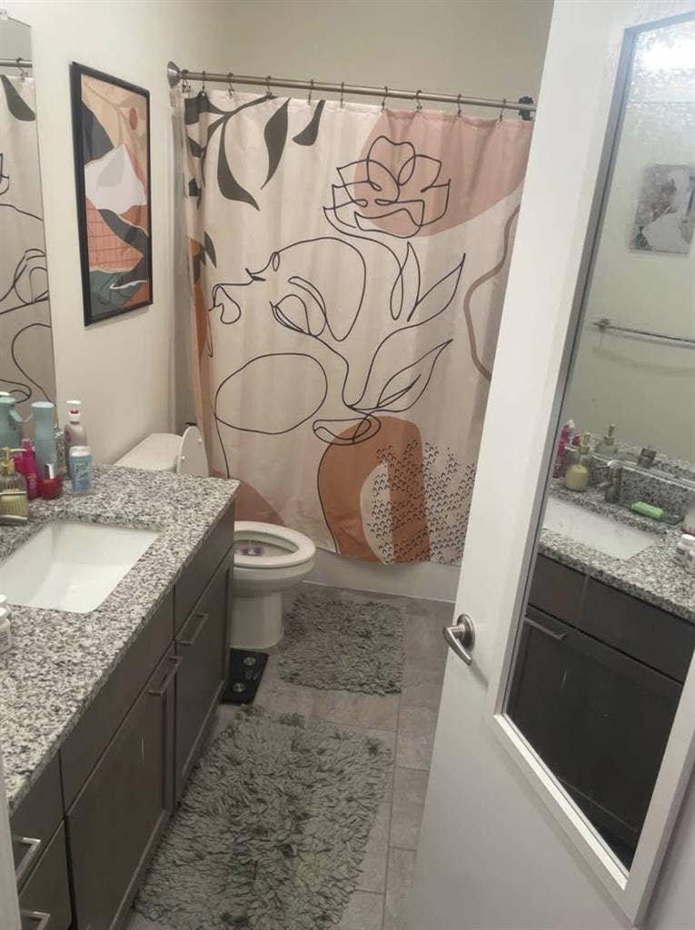 Private 1BR/1BA in Luxury 2BR