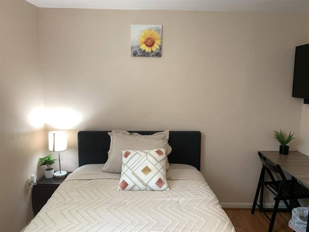 Fully Furnished Private Room