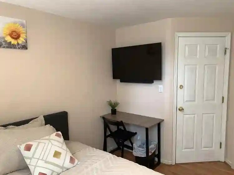 Fully Furnished Private Room