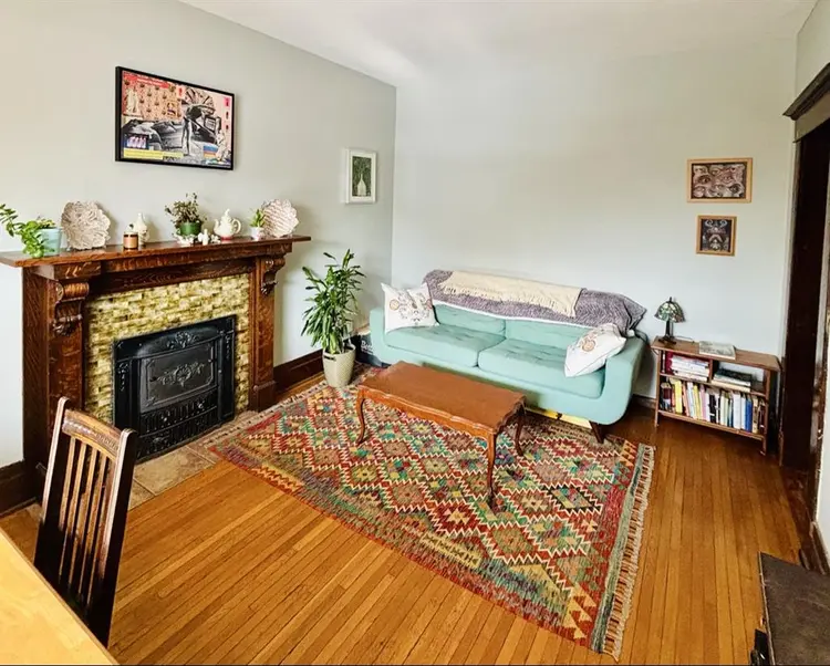 Roommate wanted