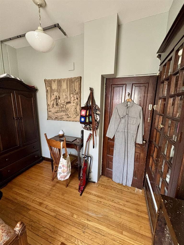 Roommate wanted