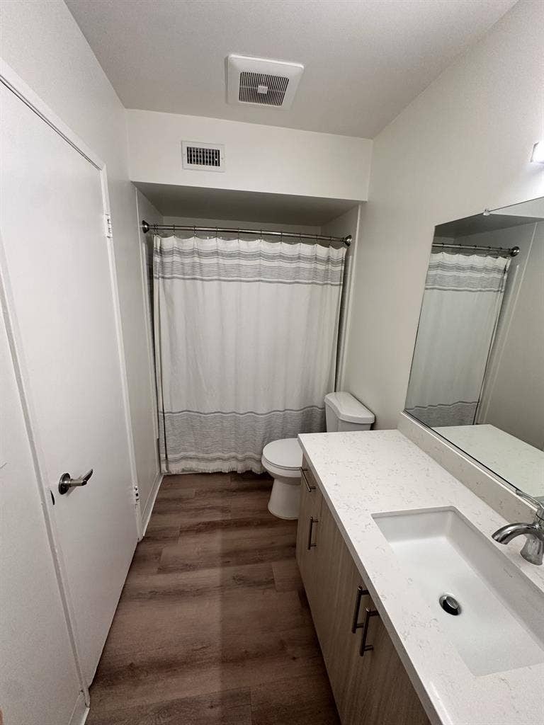 Room for rent ready September 1st