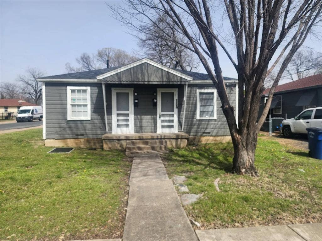 Charming, newly renovated 1-bedroom