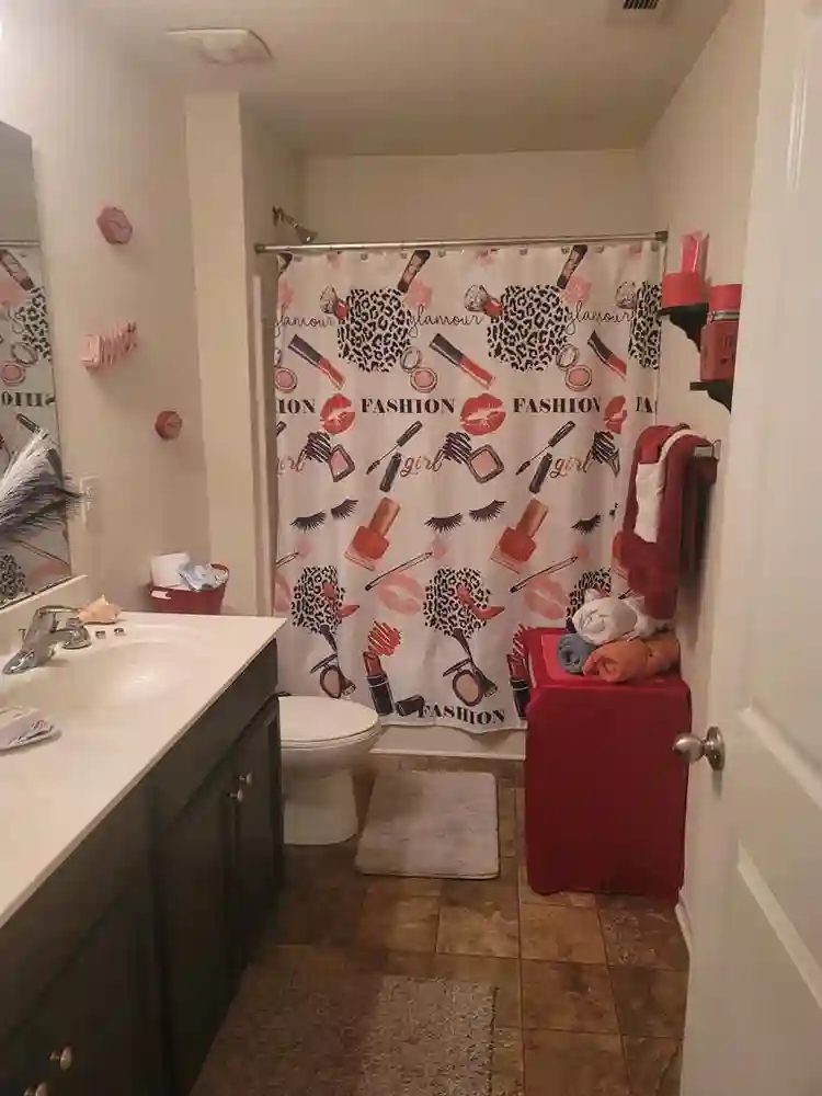 Cozy, clean, spacious home