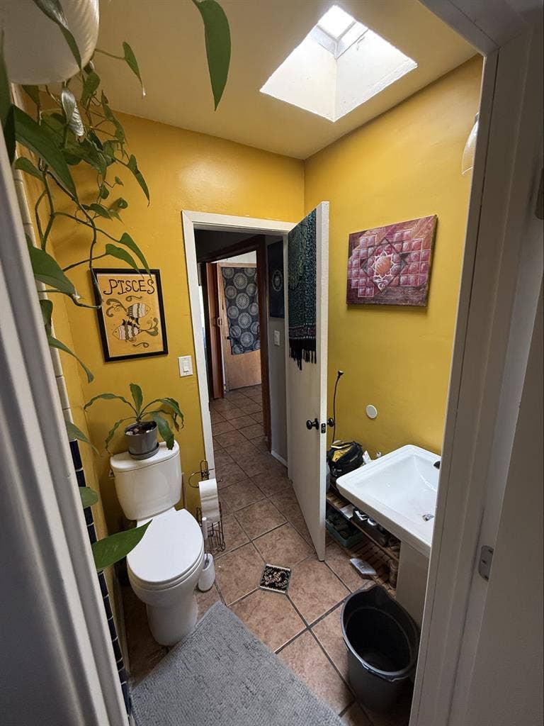 ROOMMATE NEEDED IN CENTRAL TUCSON