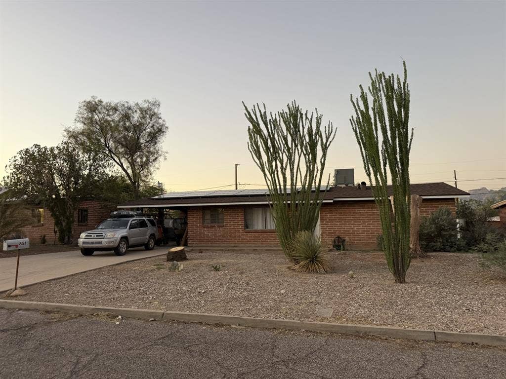 ROOMMATE NEEDED IN CENTRAL TUCSON