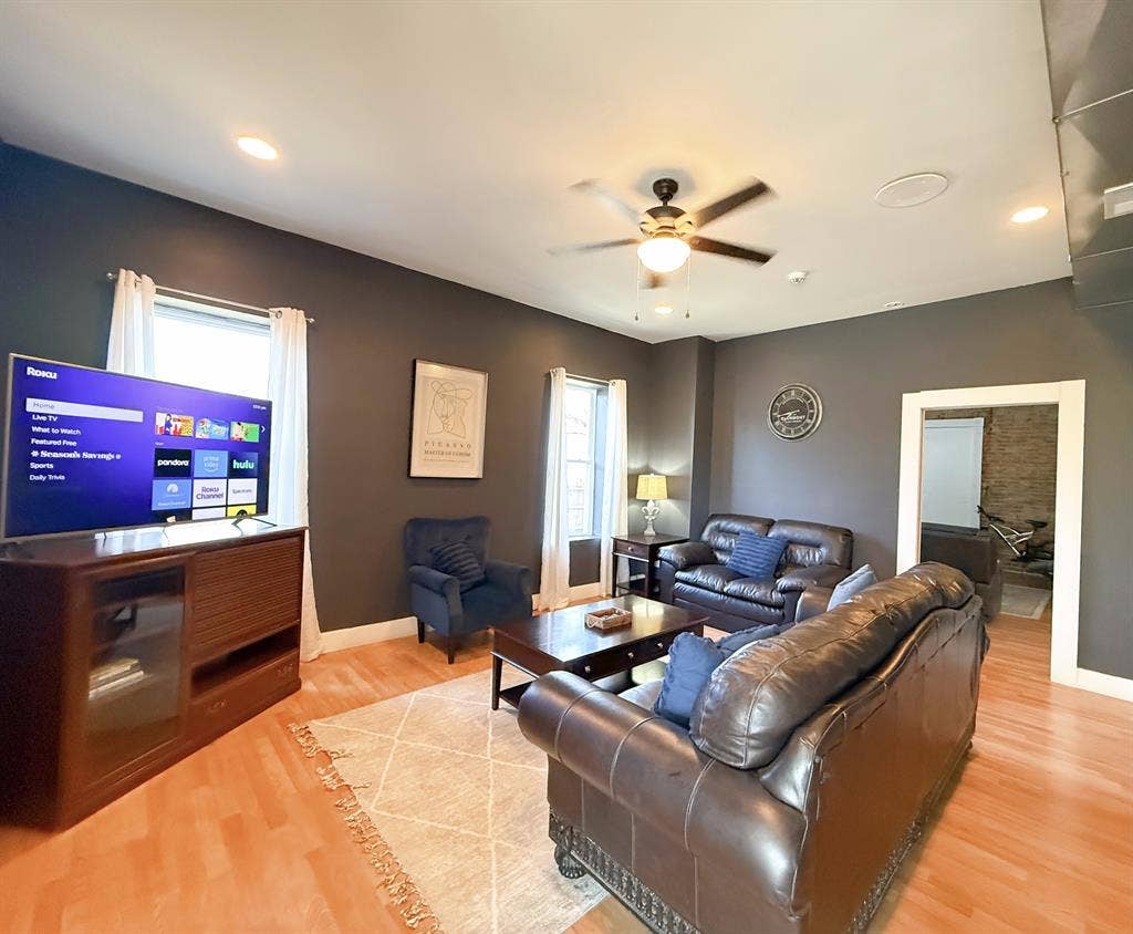 PRIVATE ROOM INSIDE MANSION