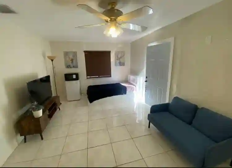 Habitación independiente disponible