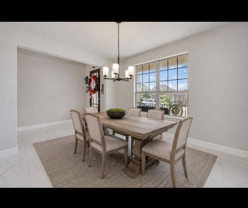 Room can be furnished or unfur