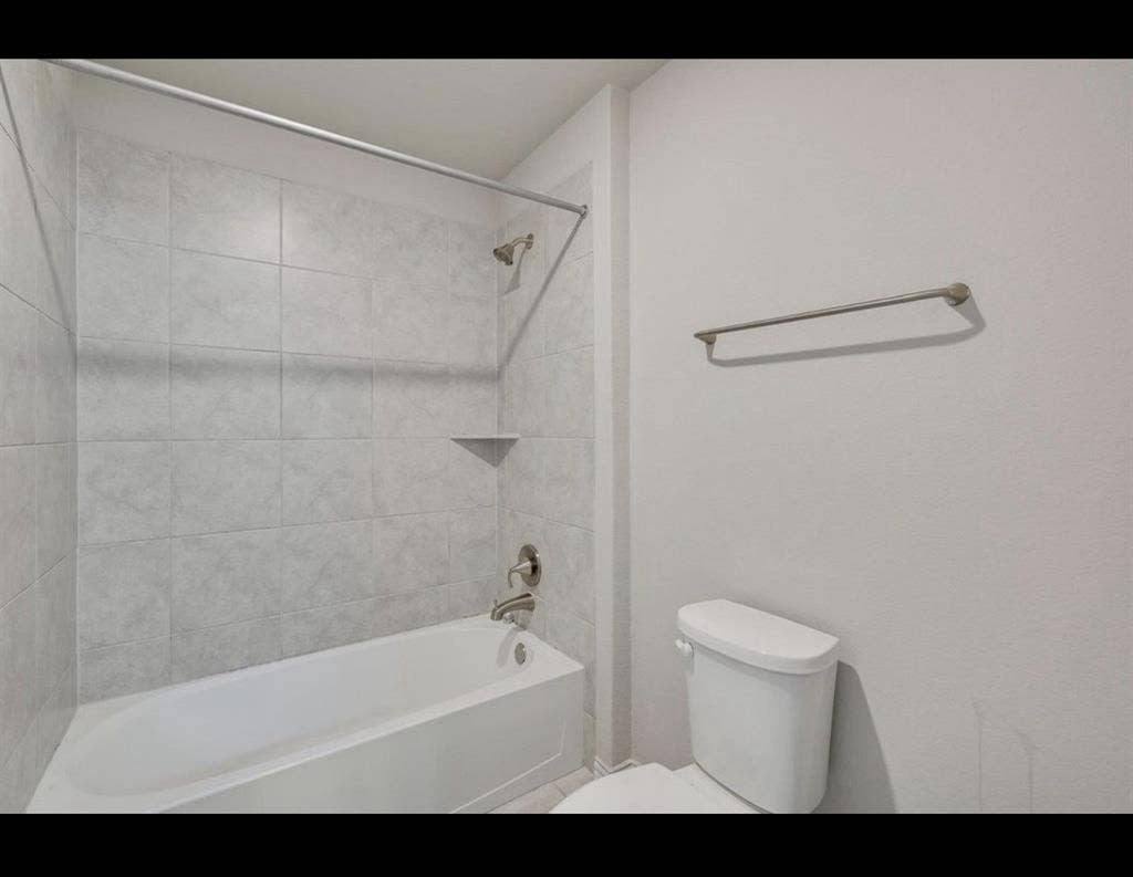 Room can be furnished or unfur