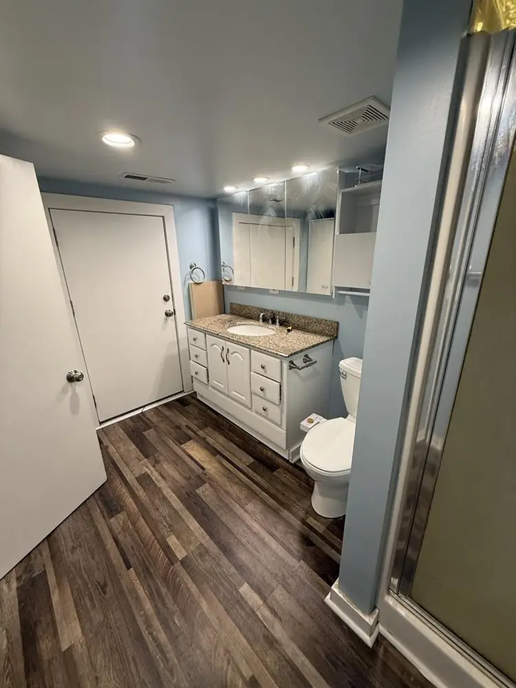 Private Bedroom and Bathroom Suite