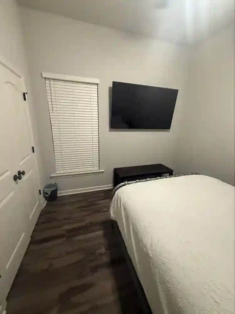 Two rooms for rent