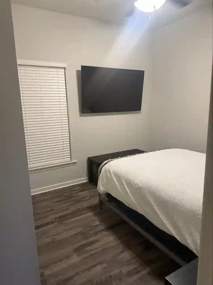 Two rooms for rent