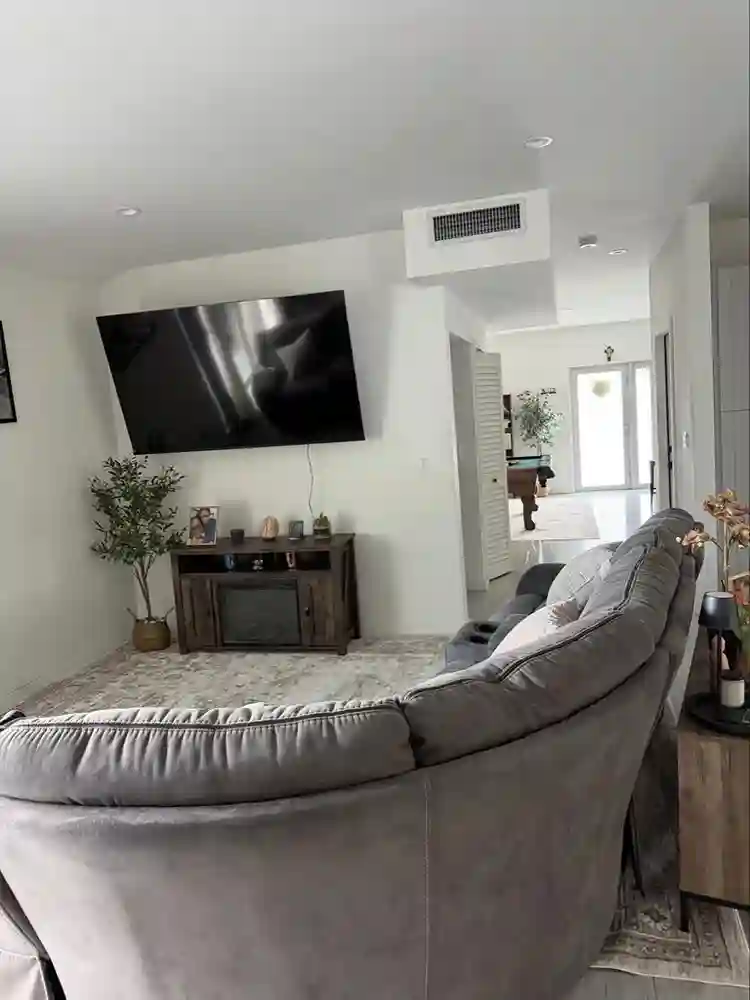 Private room & bathroom!