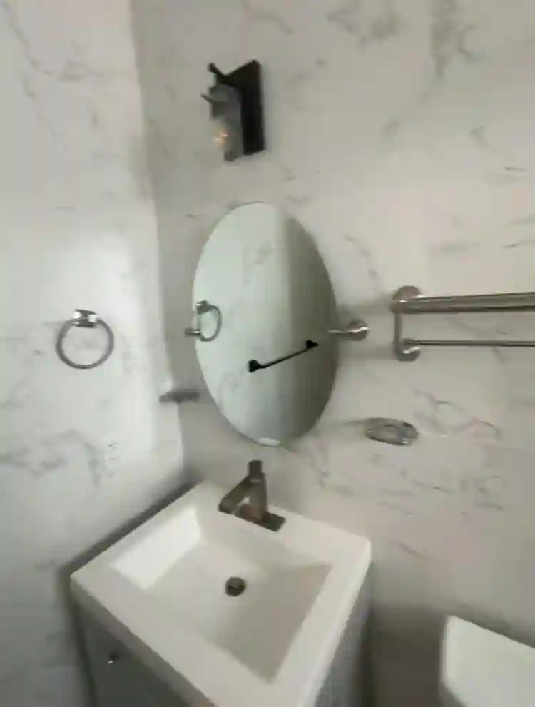 Private room & bathroom!