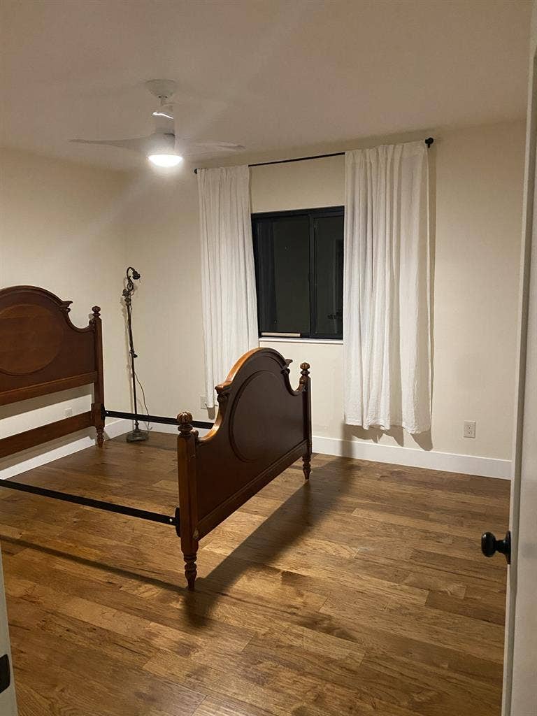 Furnished room in East Sac
