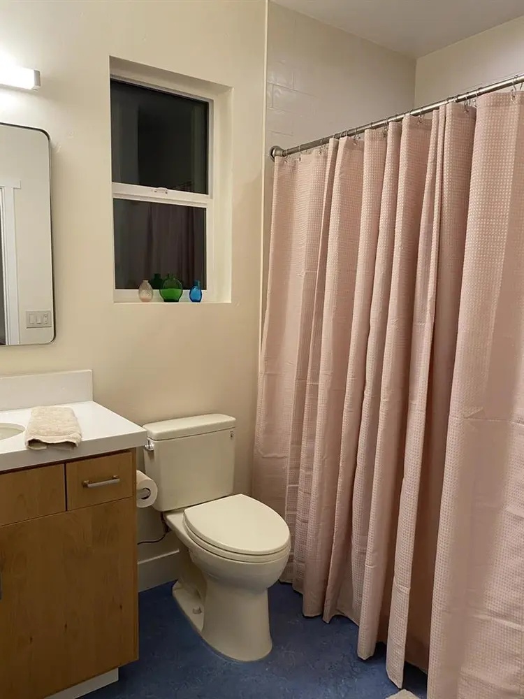 Furnished room in East Sac